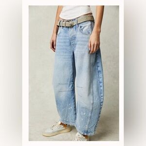 ❌SOLD❌We The Free Good Luck Mid-Rise Barrel Jeans Brand new no tags sz 31S